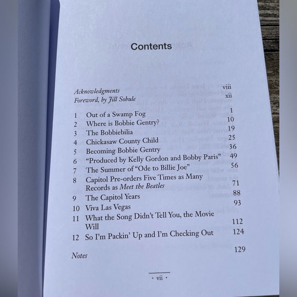 Ode to Billie Joe by Tara Murtha 33 1/3 Series Softcover Book - Picture 8 of 10